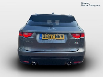 Used Jaguar F-Pace 2017 for sale - 76872610: Photo