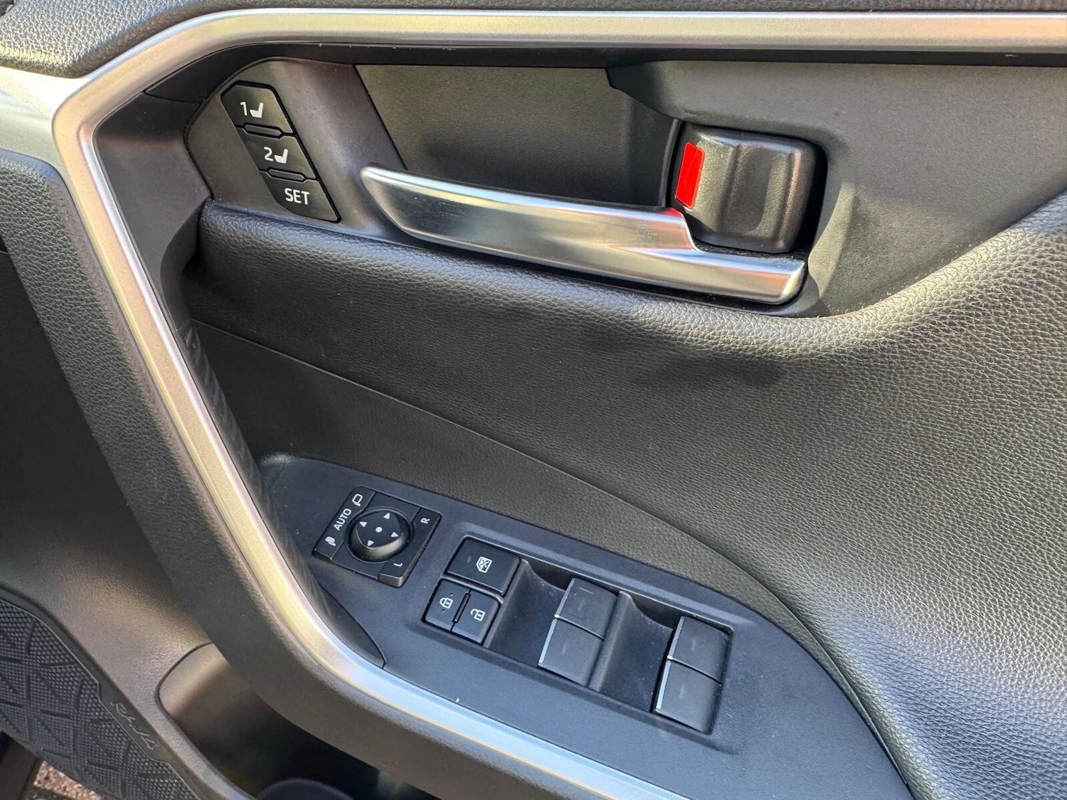 Used Toyota RAV4 2022 for sale - 76874581: Photo 21