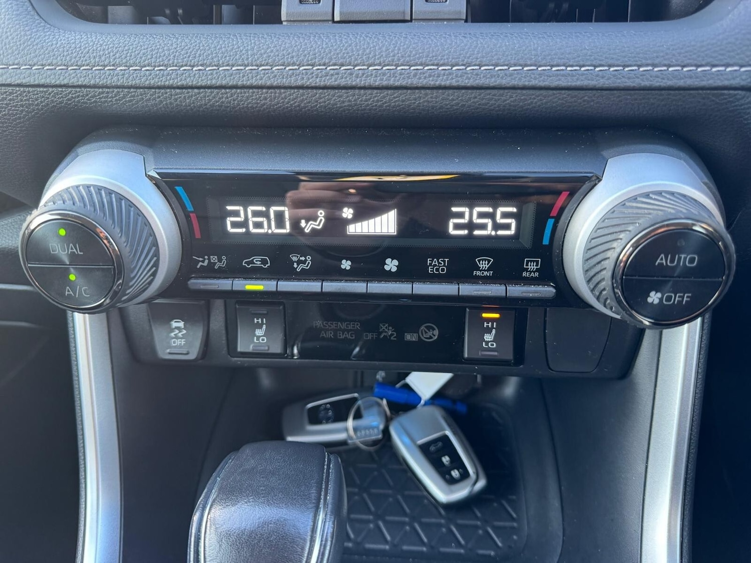 Used Toyota RAV4 2022 for sale - 76874581: Photo 34