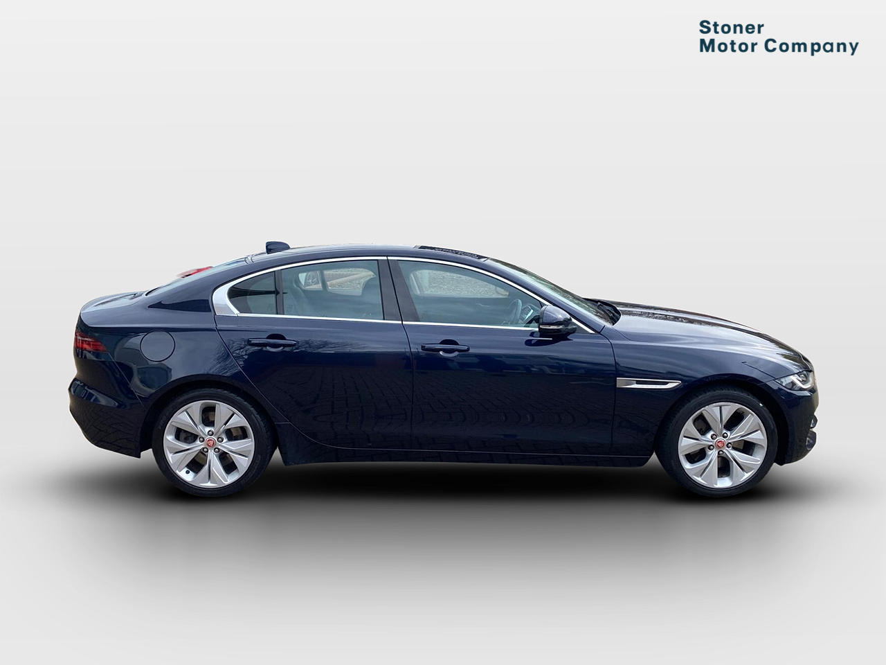 Used Jaguar XE 2019 for sale - 77826485: Photo 2