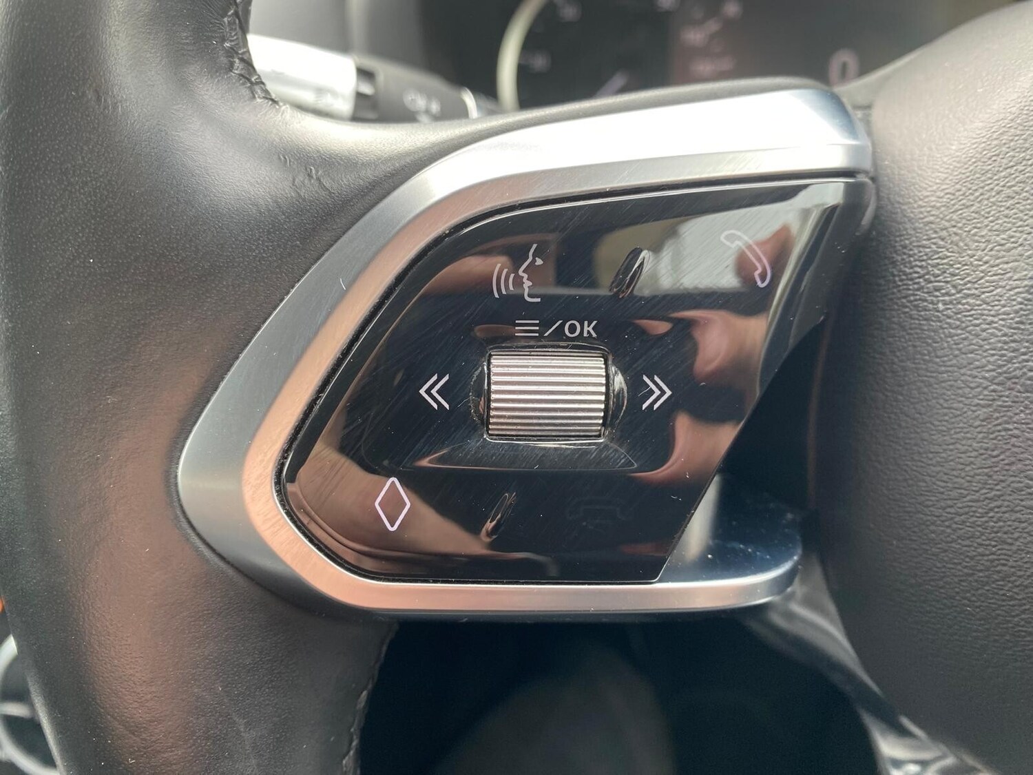 Used Jaguar XE 2019 for sale - 77826485: Photo 29