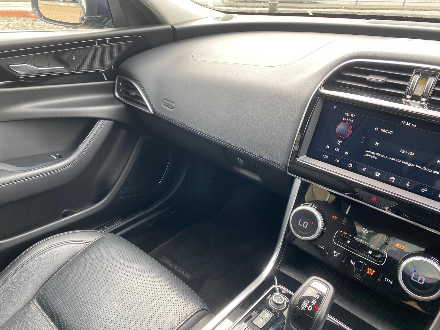 Used Jaguar XE 2019 for sale - 77826485: Photo 41