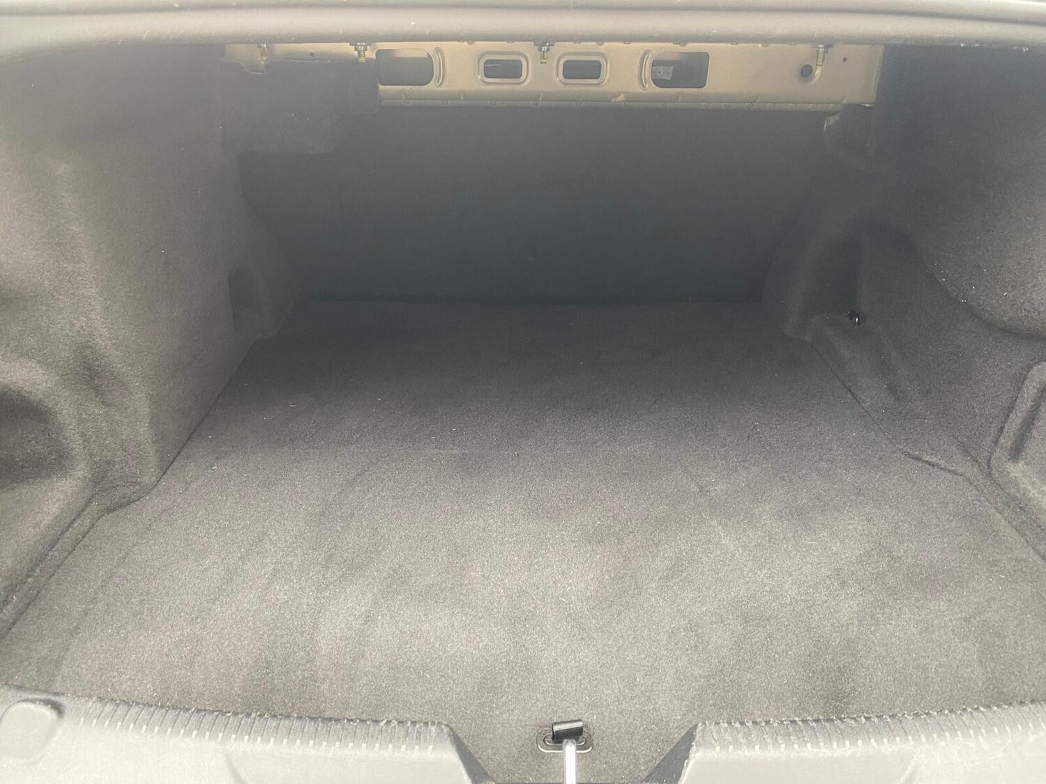 Used Jaguar XE 2019 for sale - 77826485: Photo 6