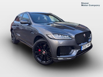 Used Jaguar F-Pace 2017 for sale - 76840653: Photo
