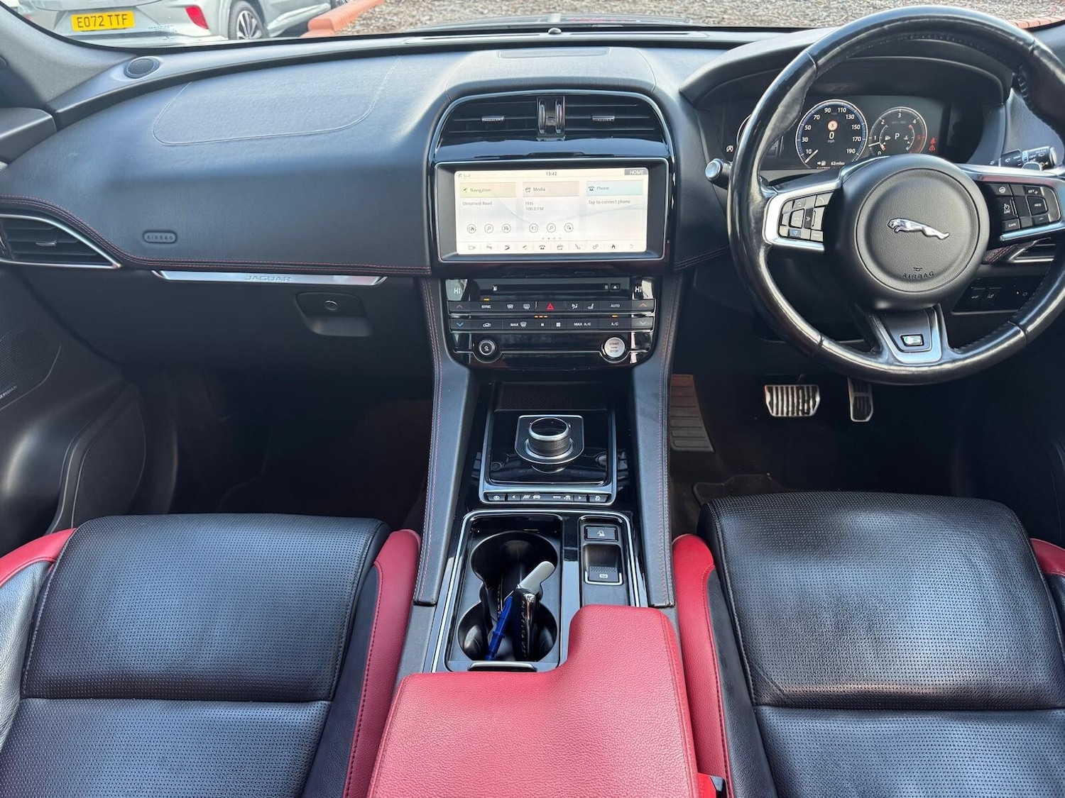 Used Jaguar F-Pace 2017 for sale - 76840653: Photo 29