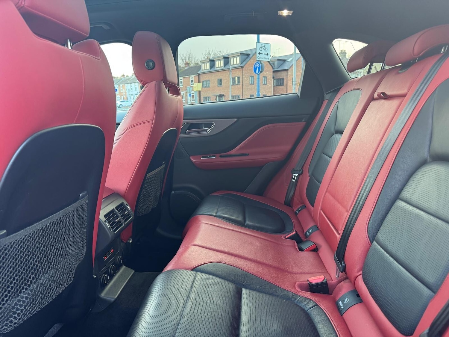 Used Jaguar F-Pace 2017 for sale - 76840653: Photo 30