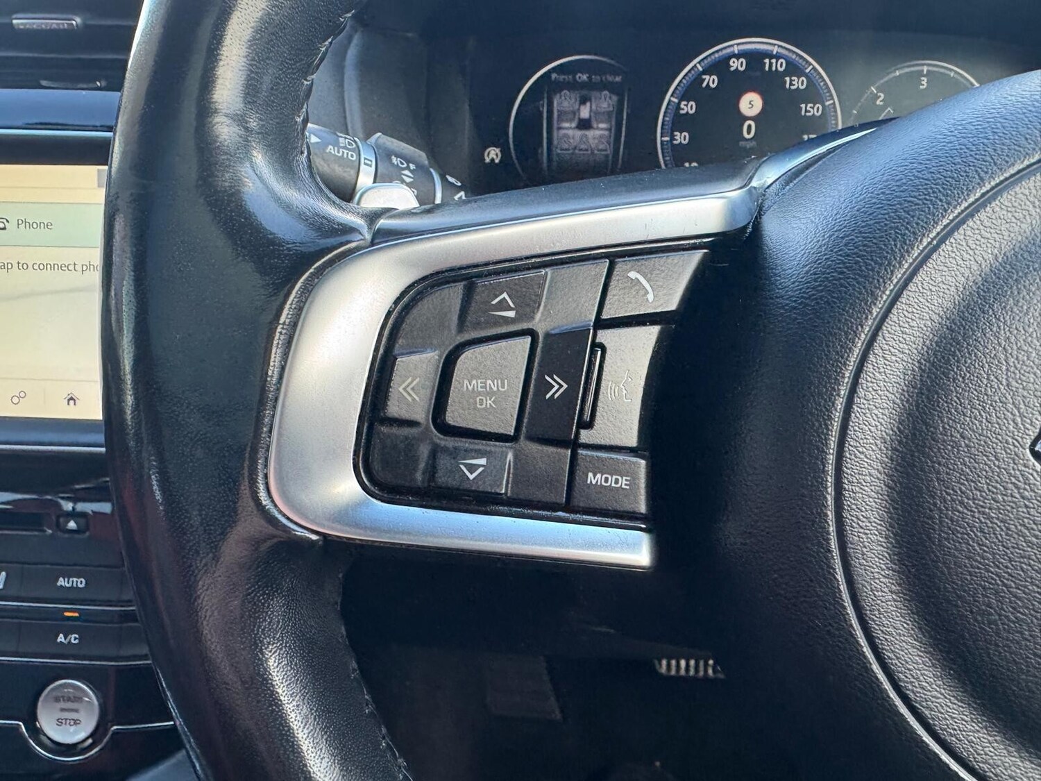 Used Jaguar F-Pace 2017 for sale - 76840653: Photo 34