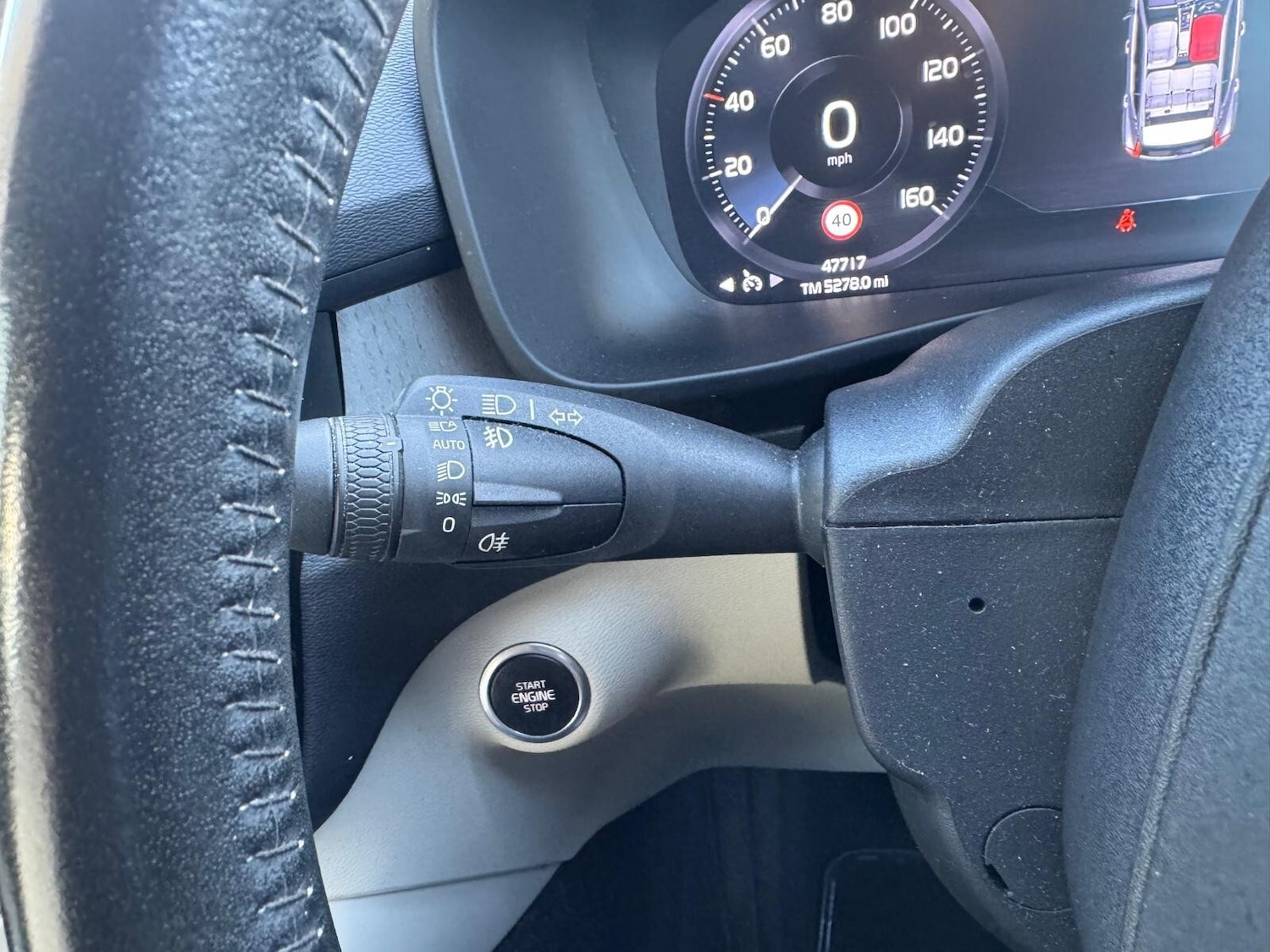 Used Volvo XC40 2020 for sale - 77300402: Photo 30