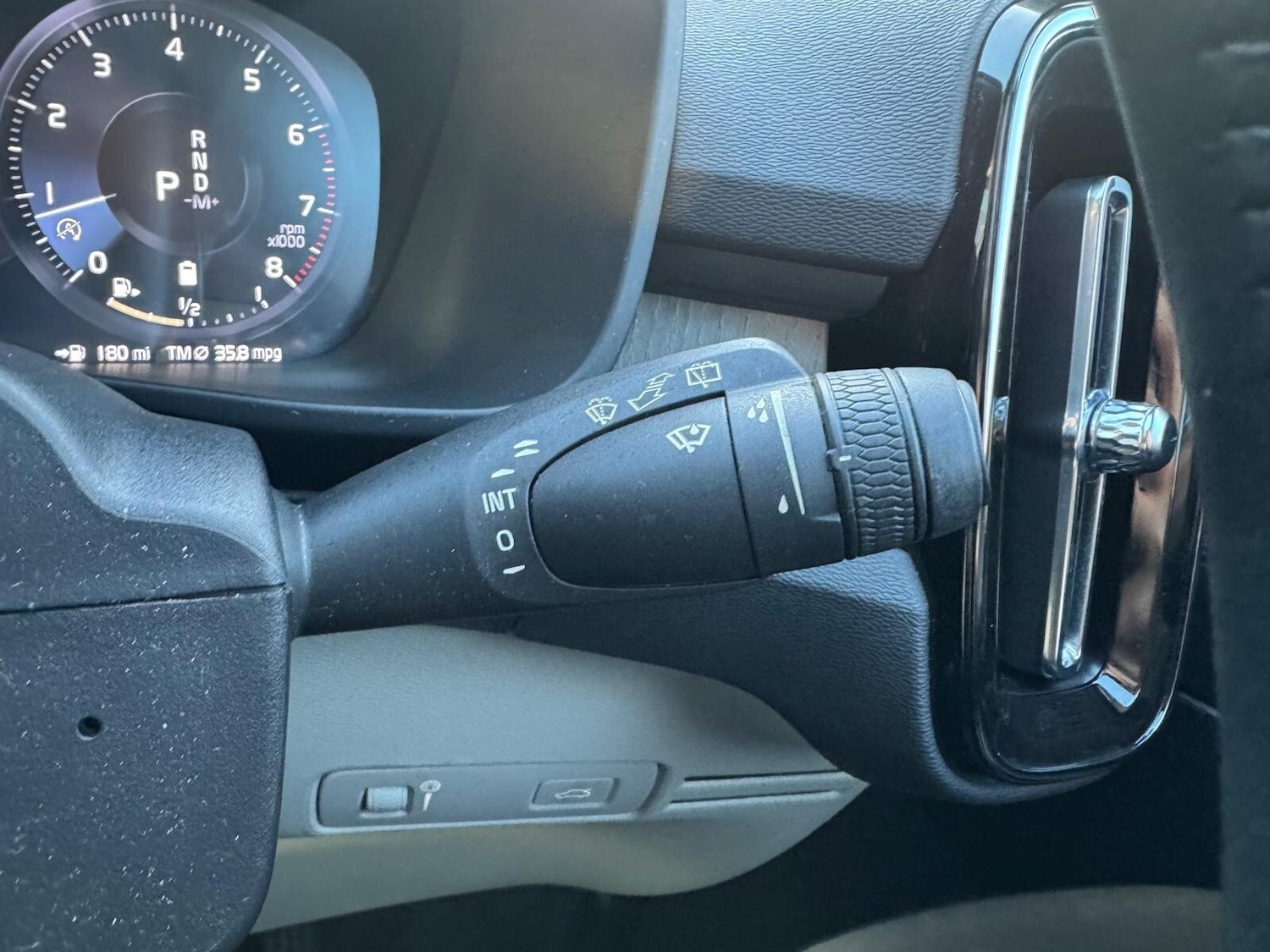 Used Volvo XC40 2020 for sale - 77300402: Photo 31