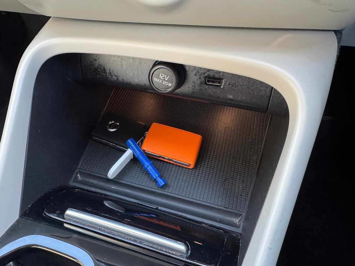 Used Volvo XC40 2020 for sale - 77300402: Photo 41