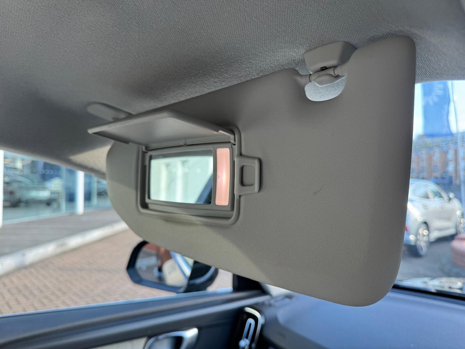 Used Volvo XC40 2020 for sale - 77300402: Photo 44