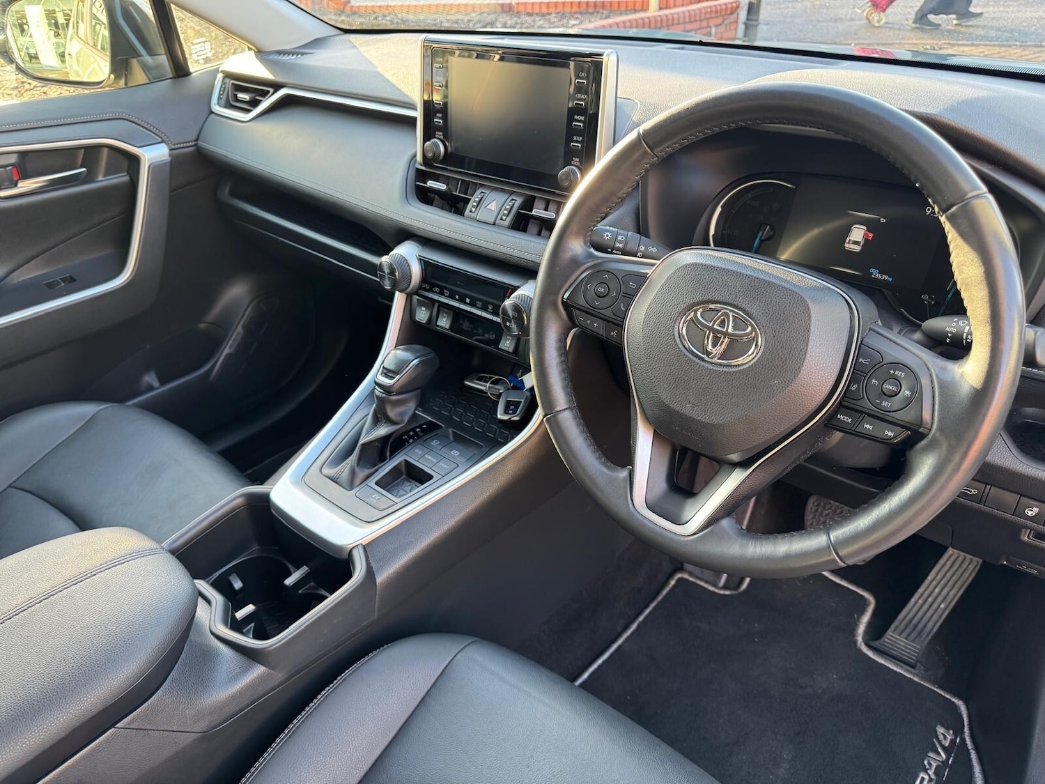 Used Toyota RAV4 2022 for sale - 76840656: Photo 18