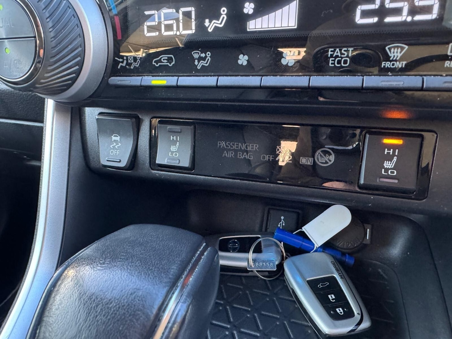 Used Toyota RAV4 2022 for sale - 76840656: Photo 23