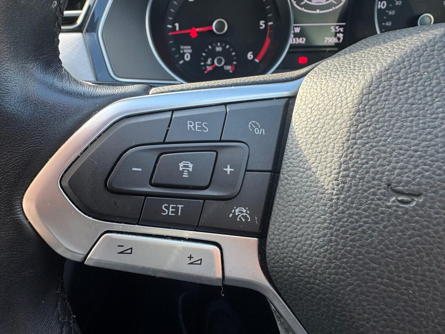 Used Volkswagen Passat 2020 for sale - 77367004: Photo 30