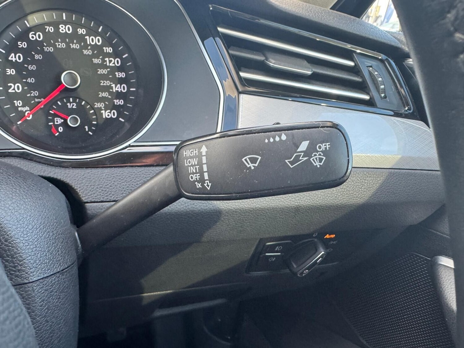 Used Volkswagen Passat 2020 for sale - 77367004: Photo 33