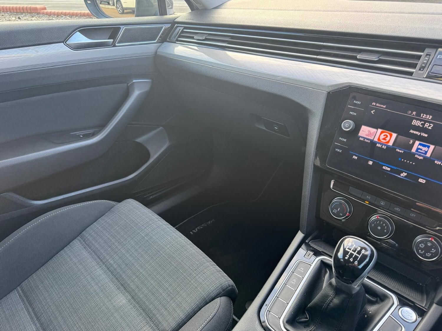 Used Volkswagen Passat 2020 for sale - 77367004: Photo 45