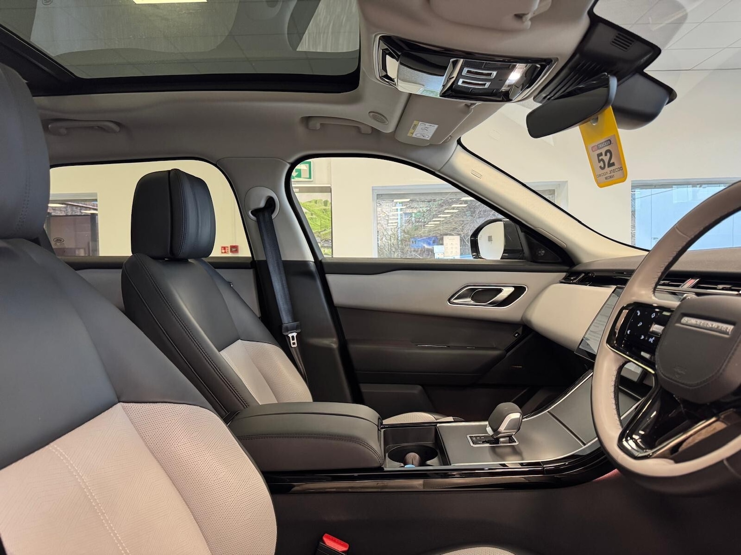 Used Land Rover Range Rover Velar 2024 for sale - 77339395: Photo 19