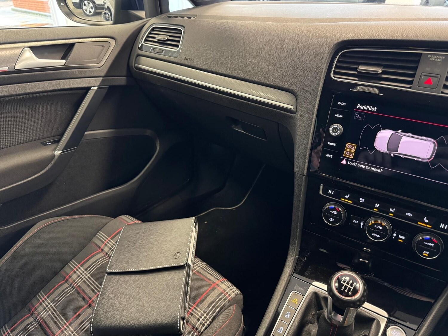 Used Volkswagen Golf 2019 for sale - 77193654: Photo 45