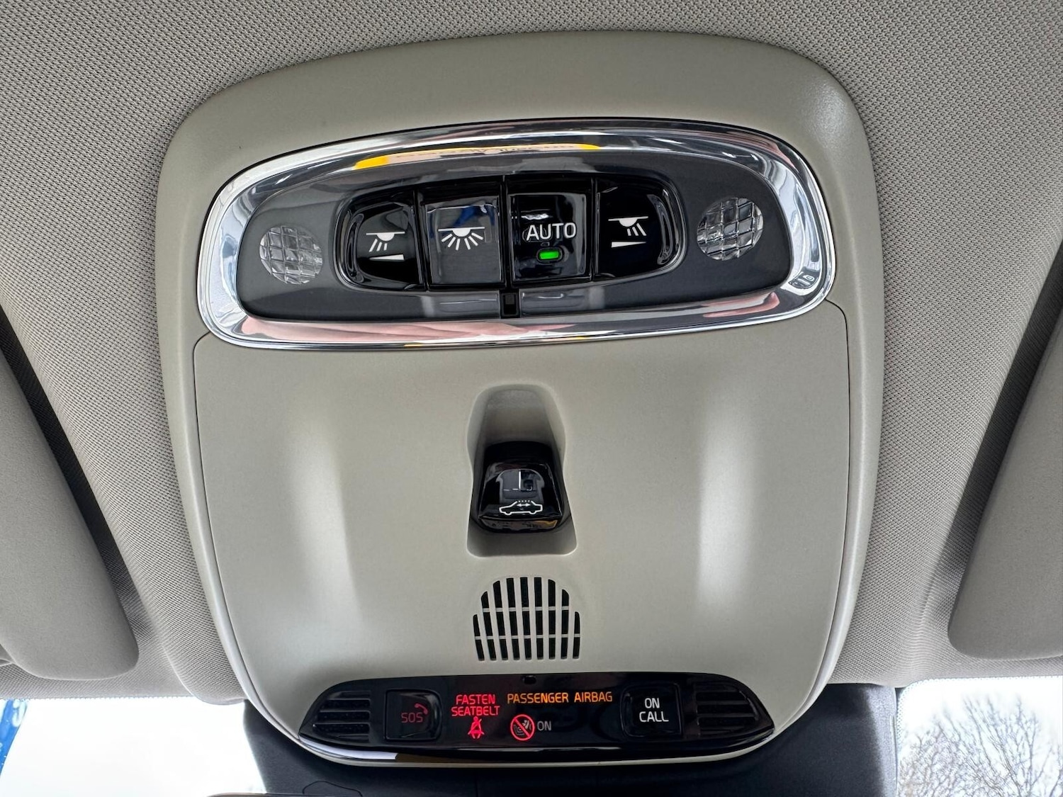 Used Volvo XC60 2017 for sale - 76840659: Photo 49