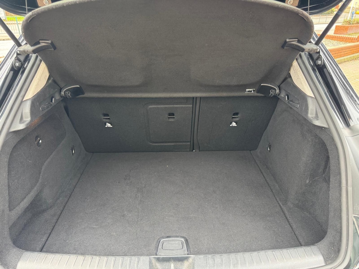 Used Mercedes-Benz GLA 2019 for sale - 77512575: Photo 6