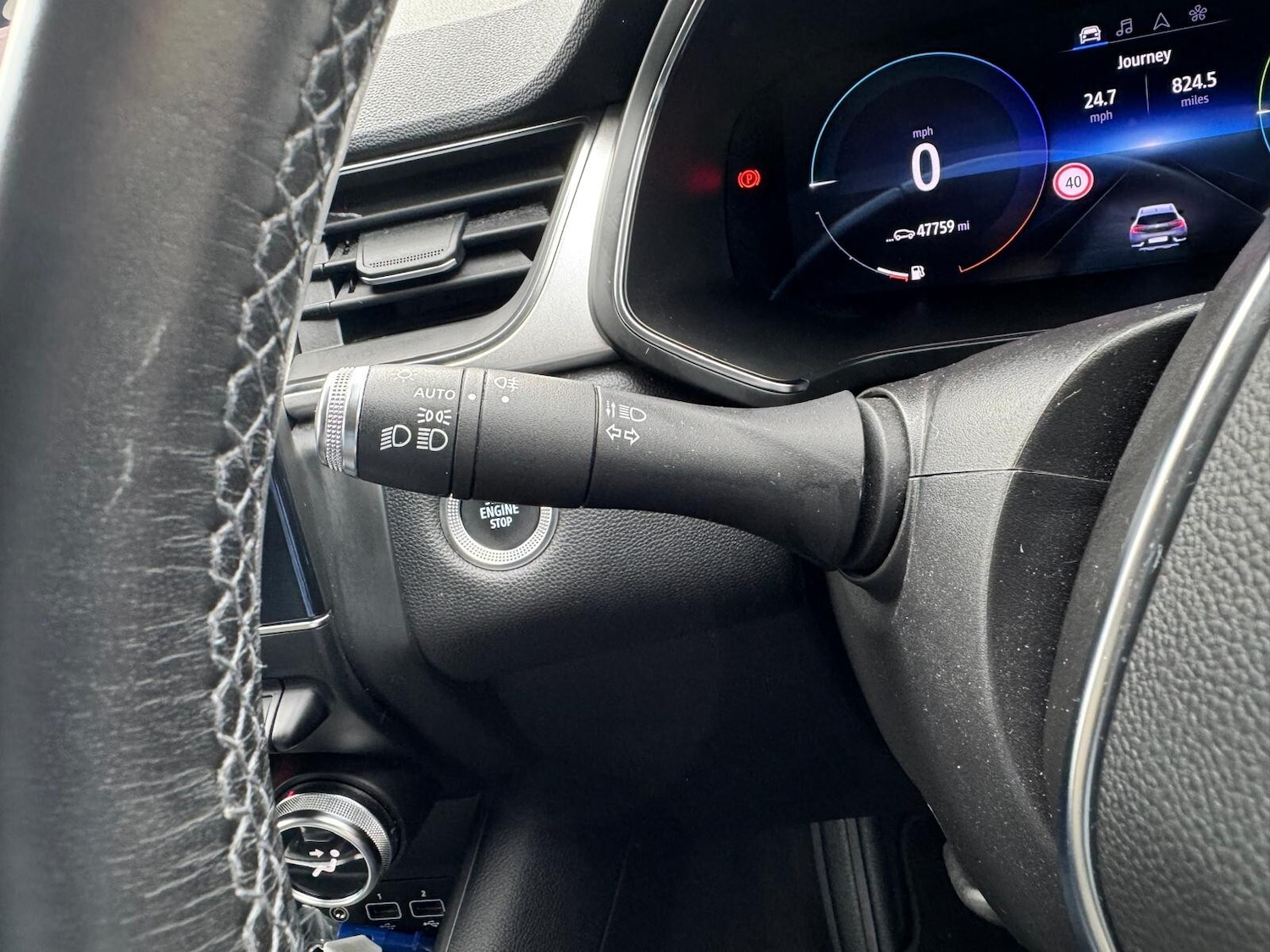 Used Renault Captur 2021 for sale - 76873861: Photo 32