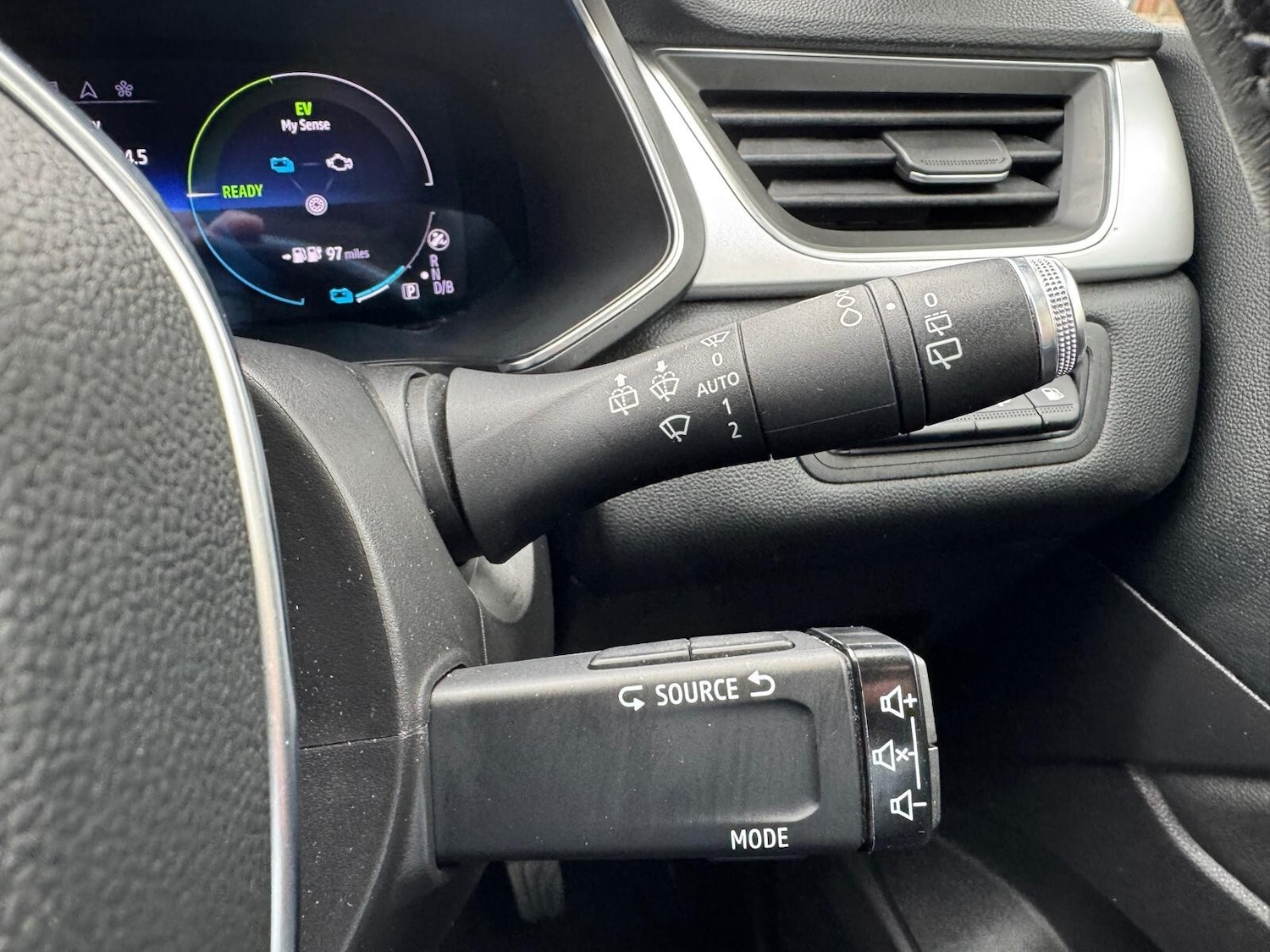 Used Renault Captur 2021 for sale - 76873861: Photo 33