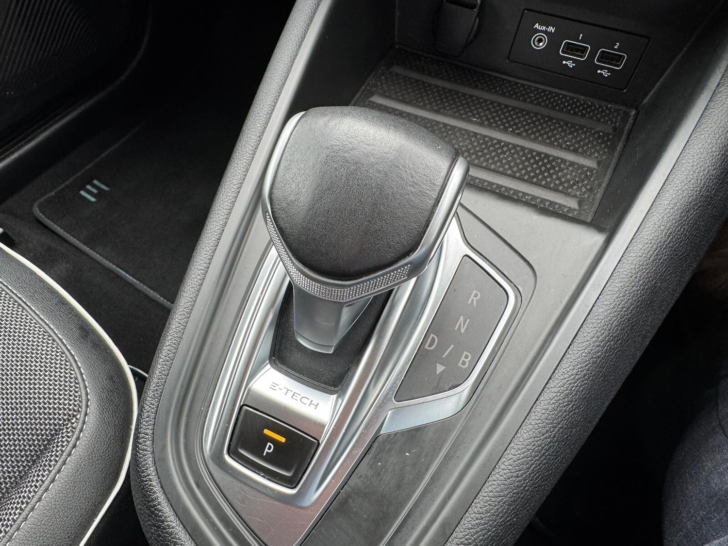 Used Renault Captur 2021 for sale - 76873861: Photo 41