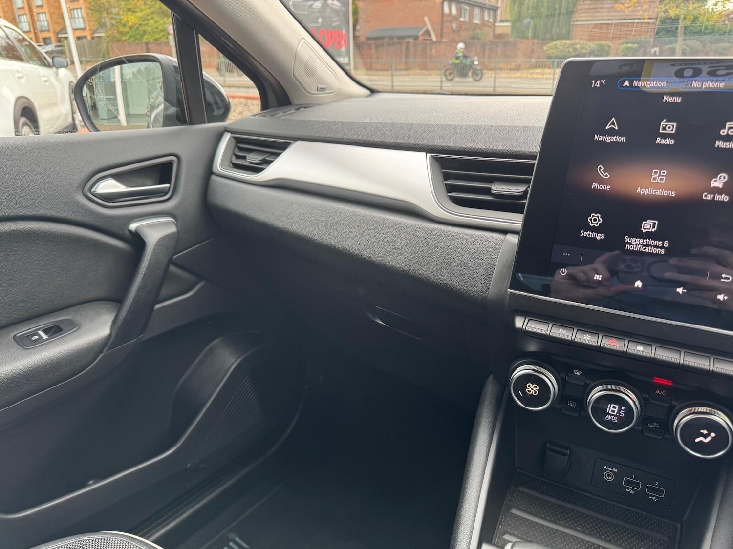 Used Renault Captur 2021 for sale - 76873861: Photo 43