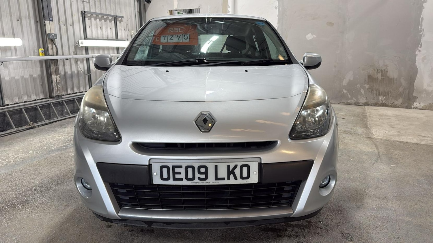 Used Renault Clio 2009 for sale - 77312490: Photo 2