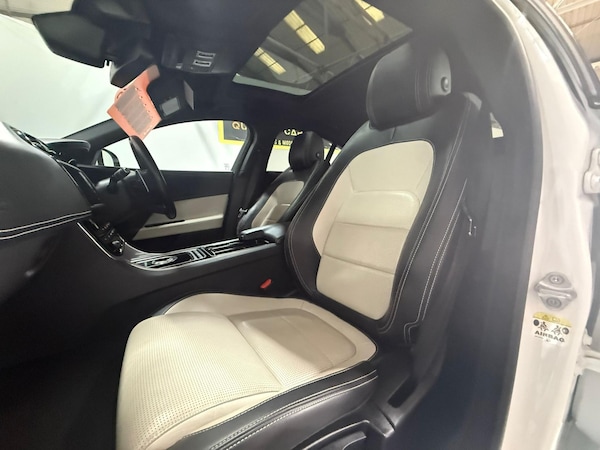 Used Jaguar XE 2017 for sale - 75630031: Photo 22