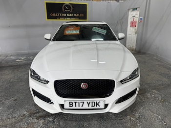 Used Jaguar XE 2017 for sale - 75630031: Photo