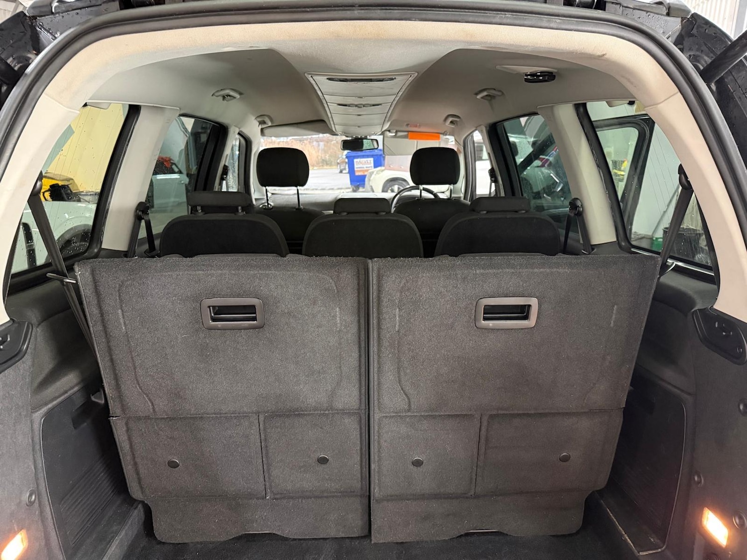 Used Ford Galaxy 2014 for sale - 77339619: Photo 10