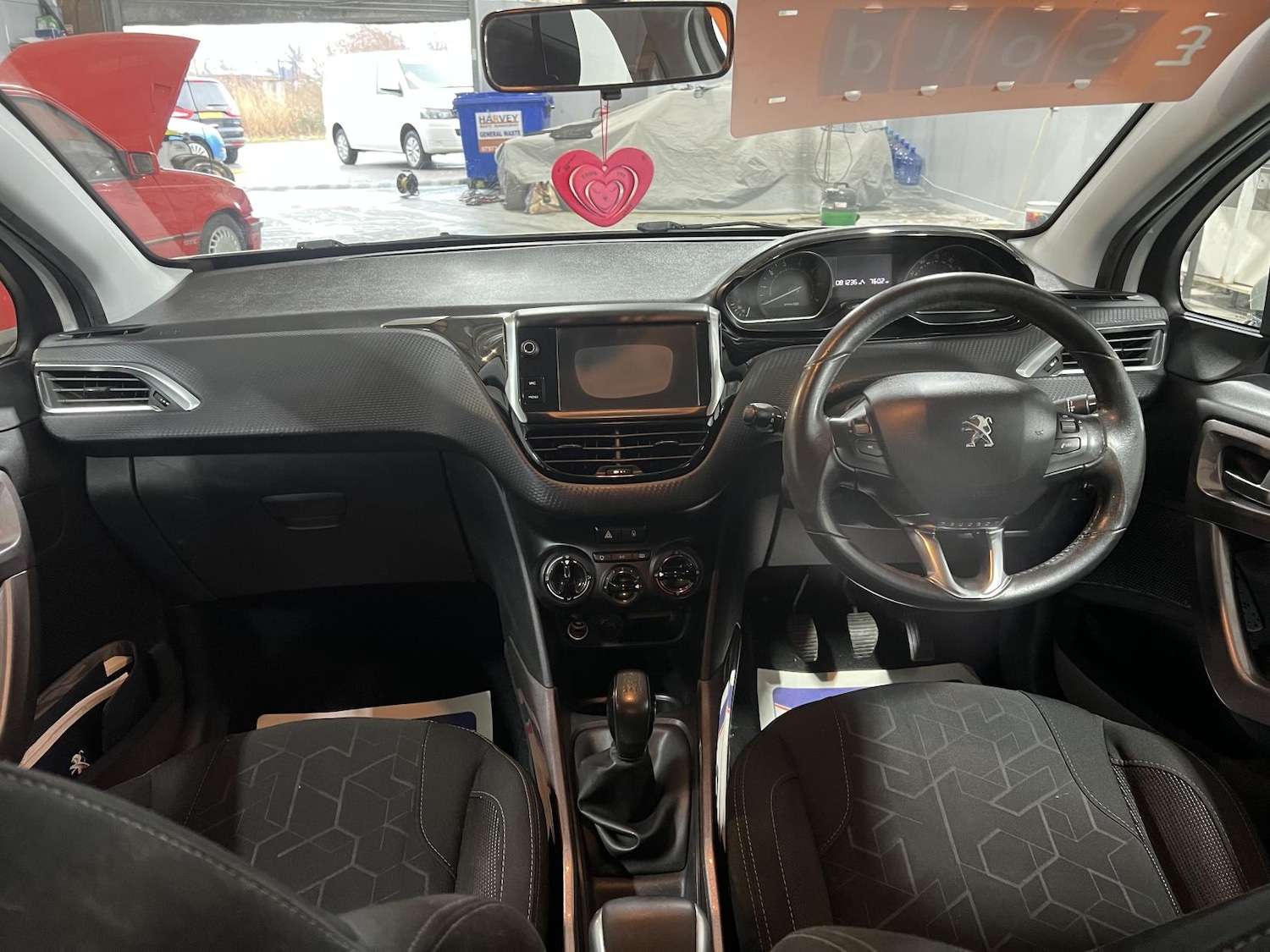 Used Peugeot 2008 2016 for sale - 77595809: Photo 11