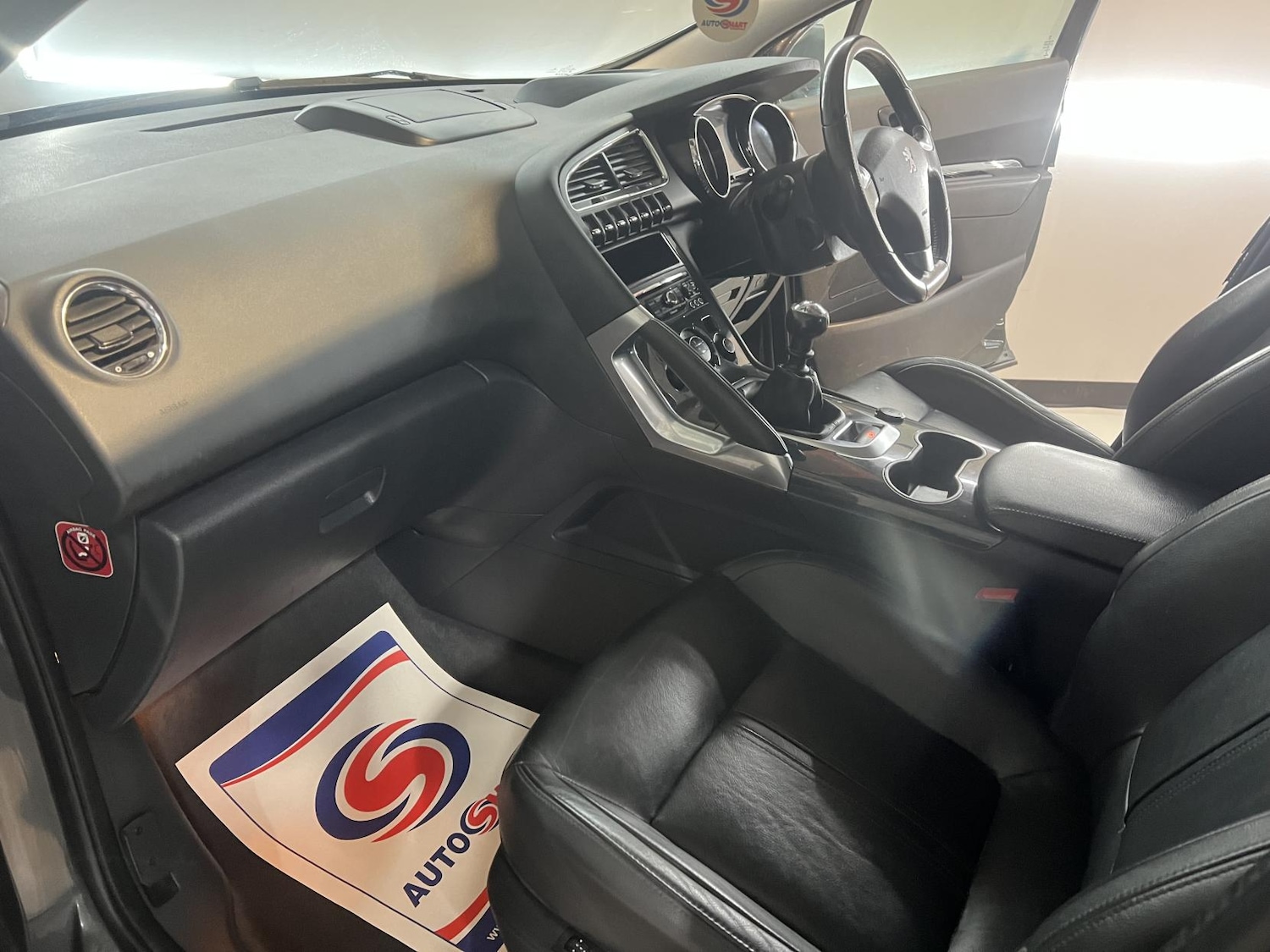 Used Peugeot 3008 2015 for sale - 77707111: Photo 15