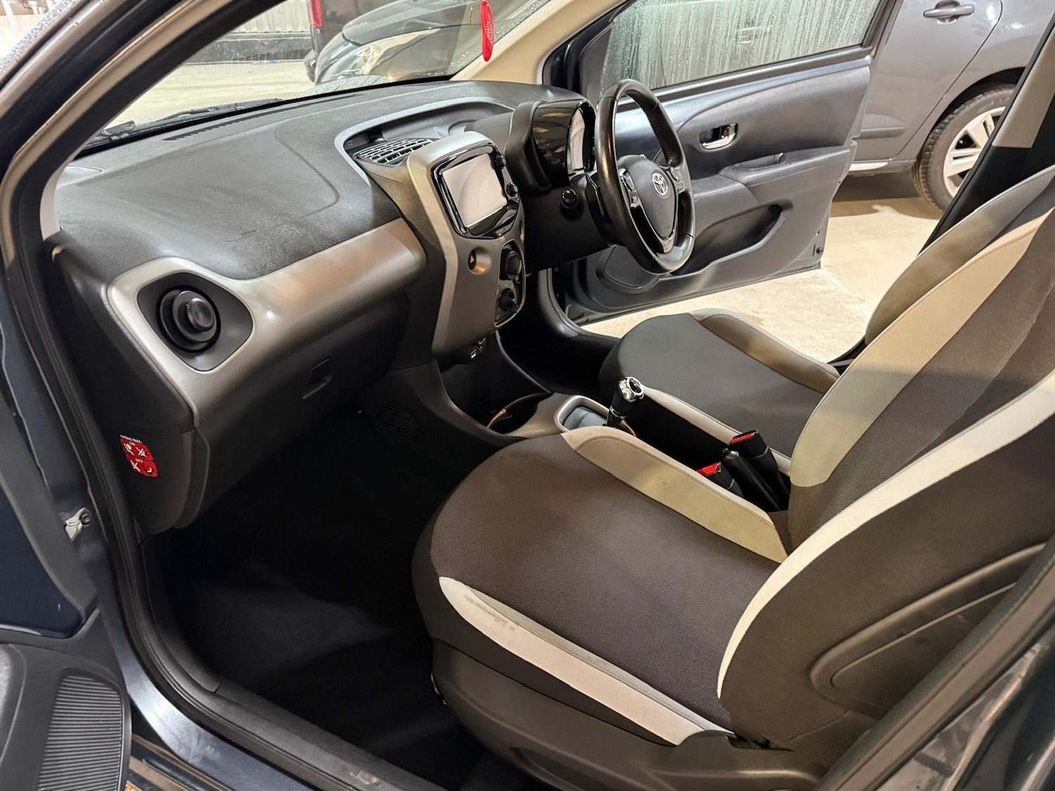 Used Toyota AYGO 2018 for sale - 77204088: Photo 12