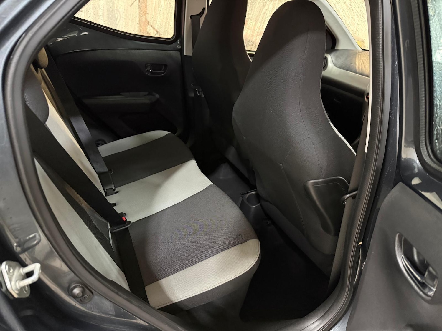 Used Toyota AYGO 2018 for sale - 77204088: Photo 9