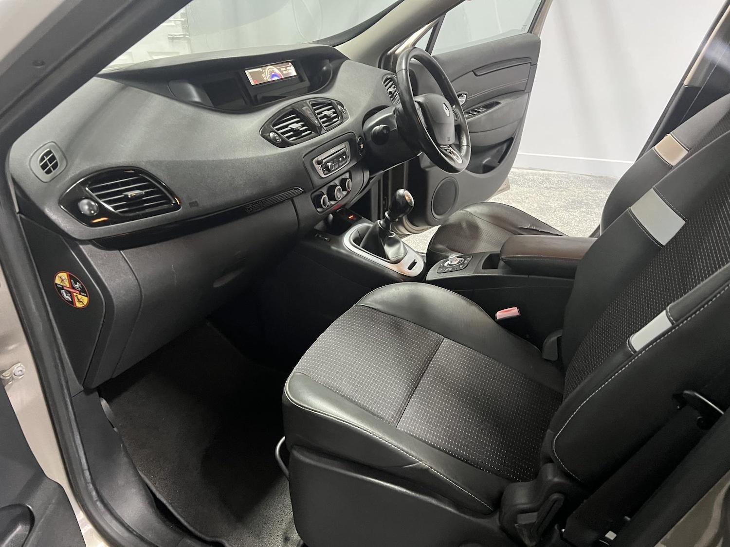 Used Renault Scenic 2013 for sale - 76652979: Photo 13