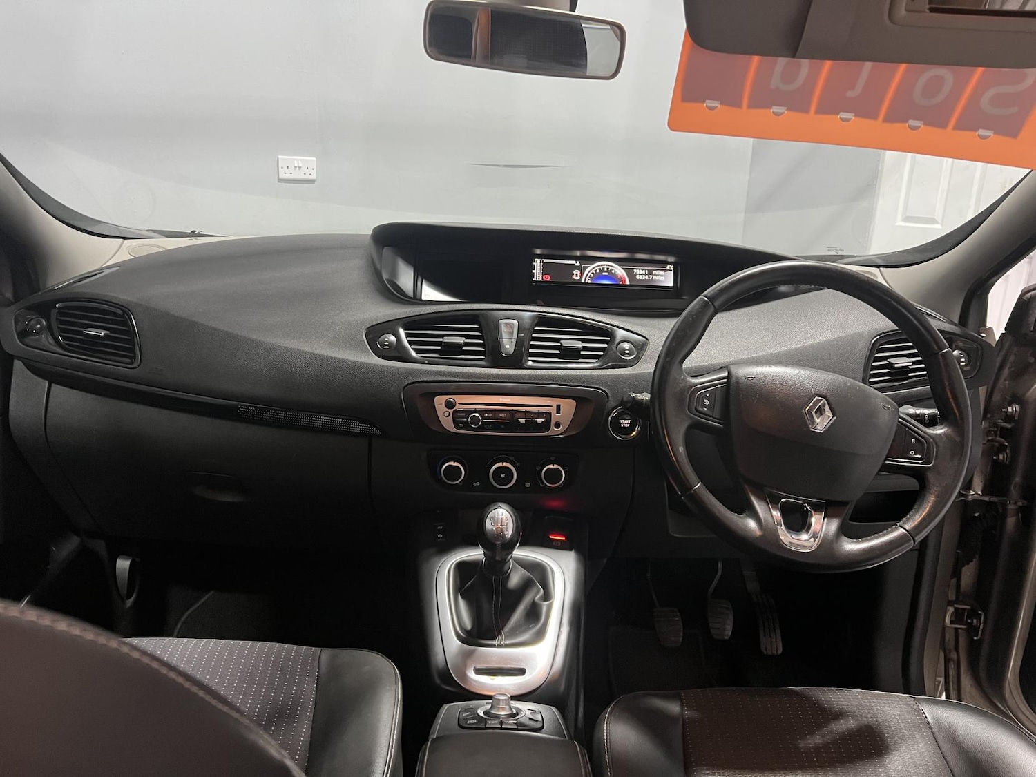 Used Renault Scenic 2013 for sale - 76652979: Photo 14