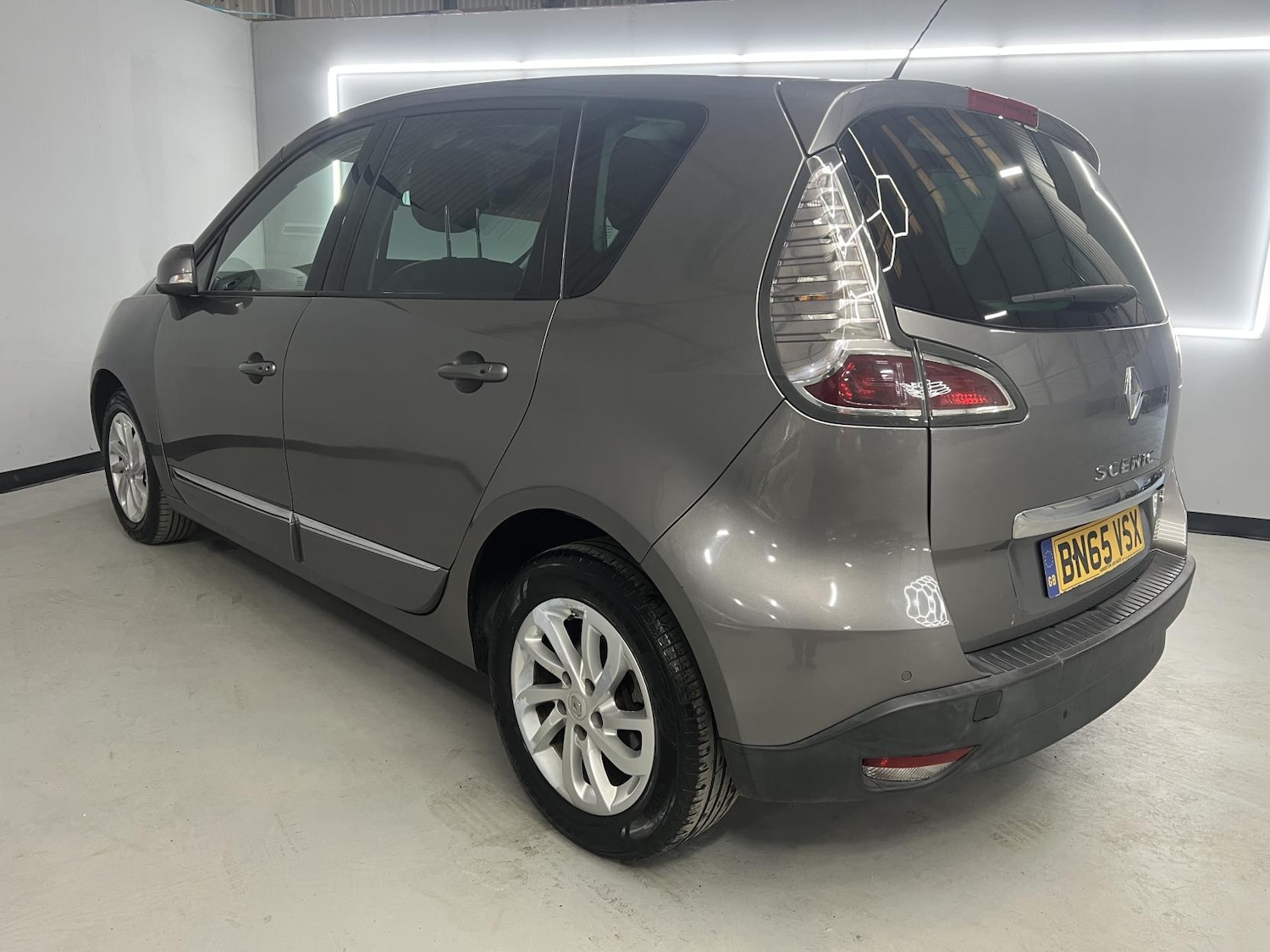 Used Renault Scenic 2015 for sale - 77965469: Photo 6