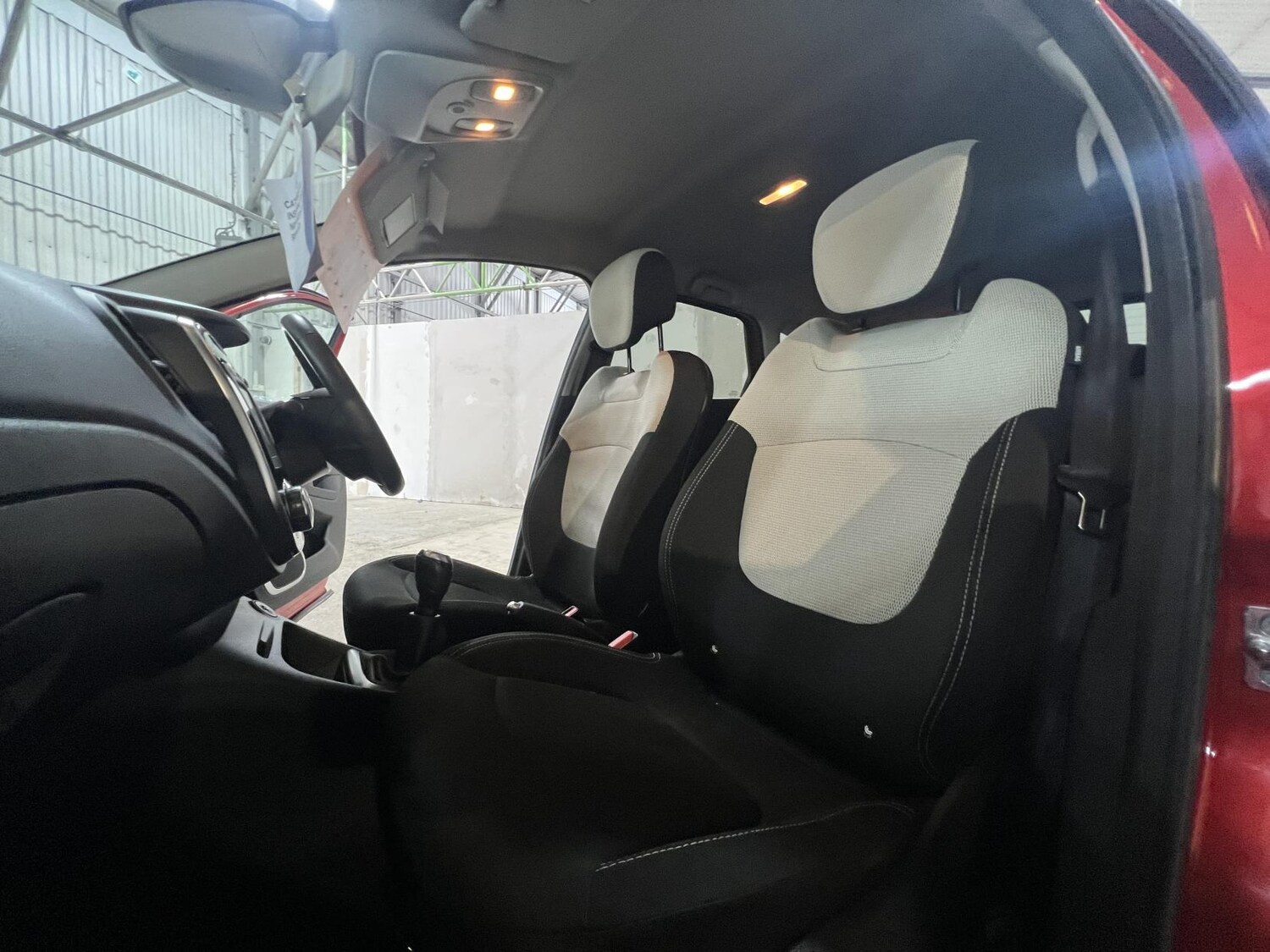 Used Renault Captur 2018 for sale - 77198468: Photo 13