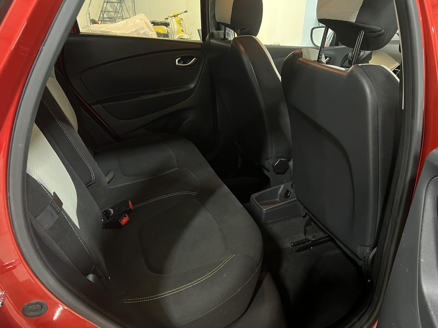 Used Renault Captur 2018 for sale - 77198468: Photo 9