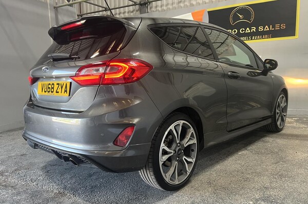 Used Ford Fiesta 2018 for sale - 75342838: Photo 7