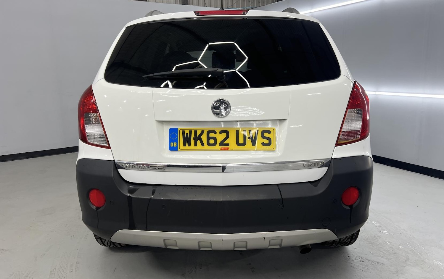 Used Vauxhall Antara 2013 for sale - 77940949: Photo 5