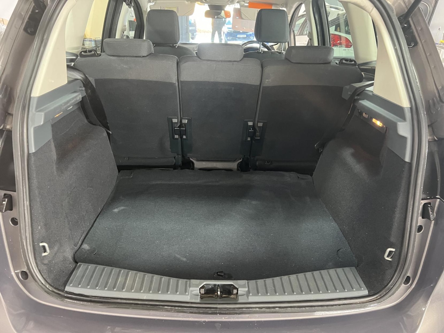 Used Ford C-Max 2013 for sale - 77312480: Photo 10