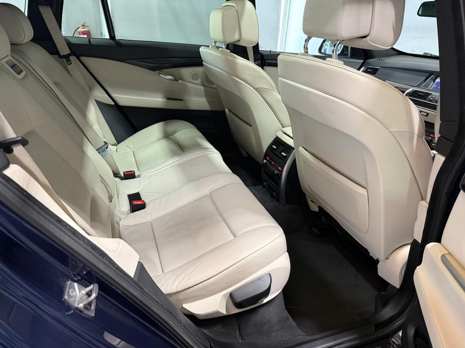 Used BMW 5 Series 2010 for sale - 77095449: Photo 10