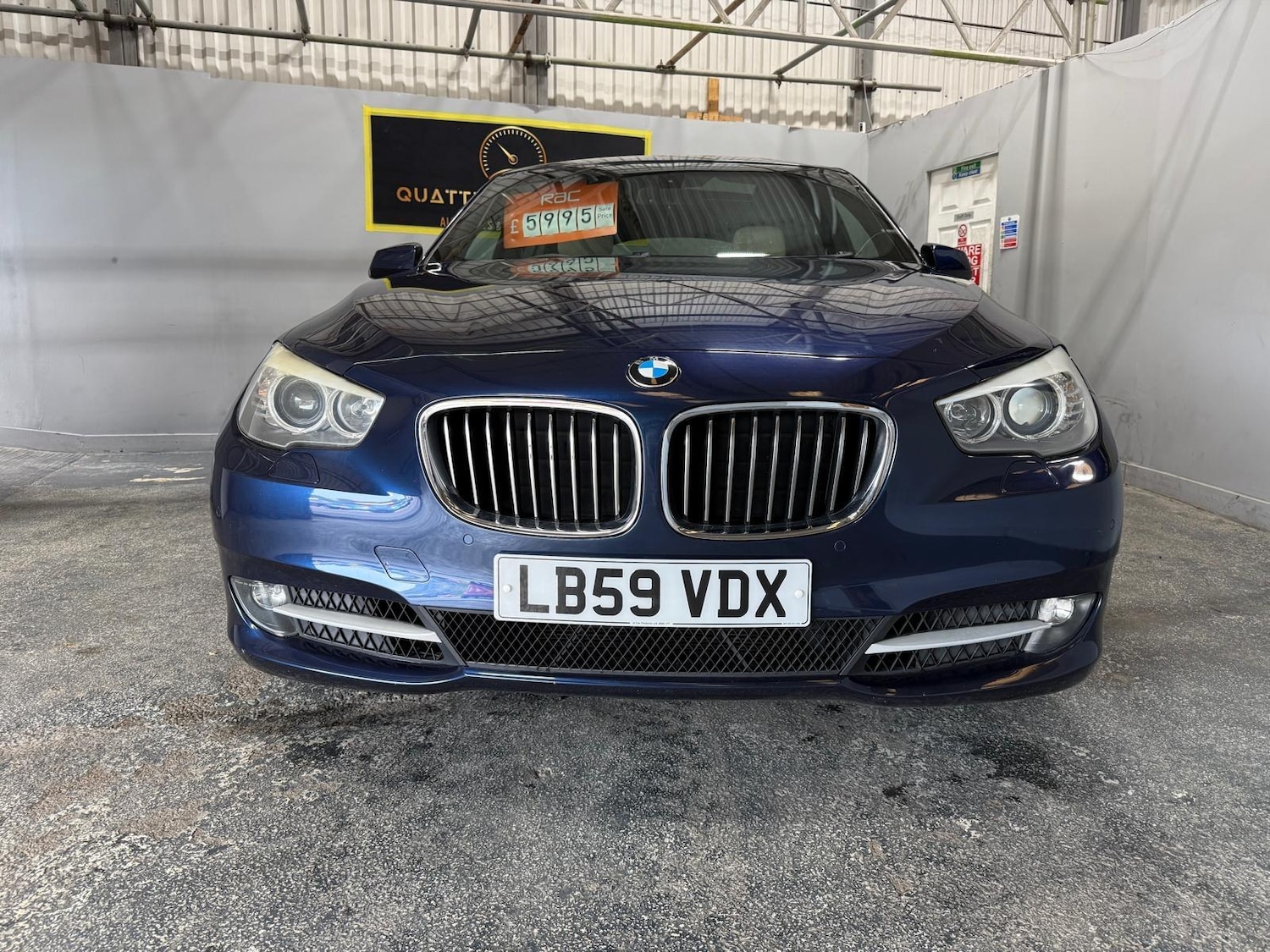 Used BMW 5 Series 2010 for sale - 77095449: Photo 2