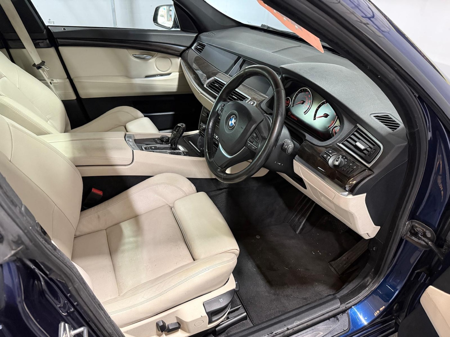 Used BMW 5 Series 2010 for sale - 77095449: Photo 8