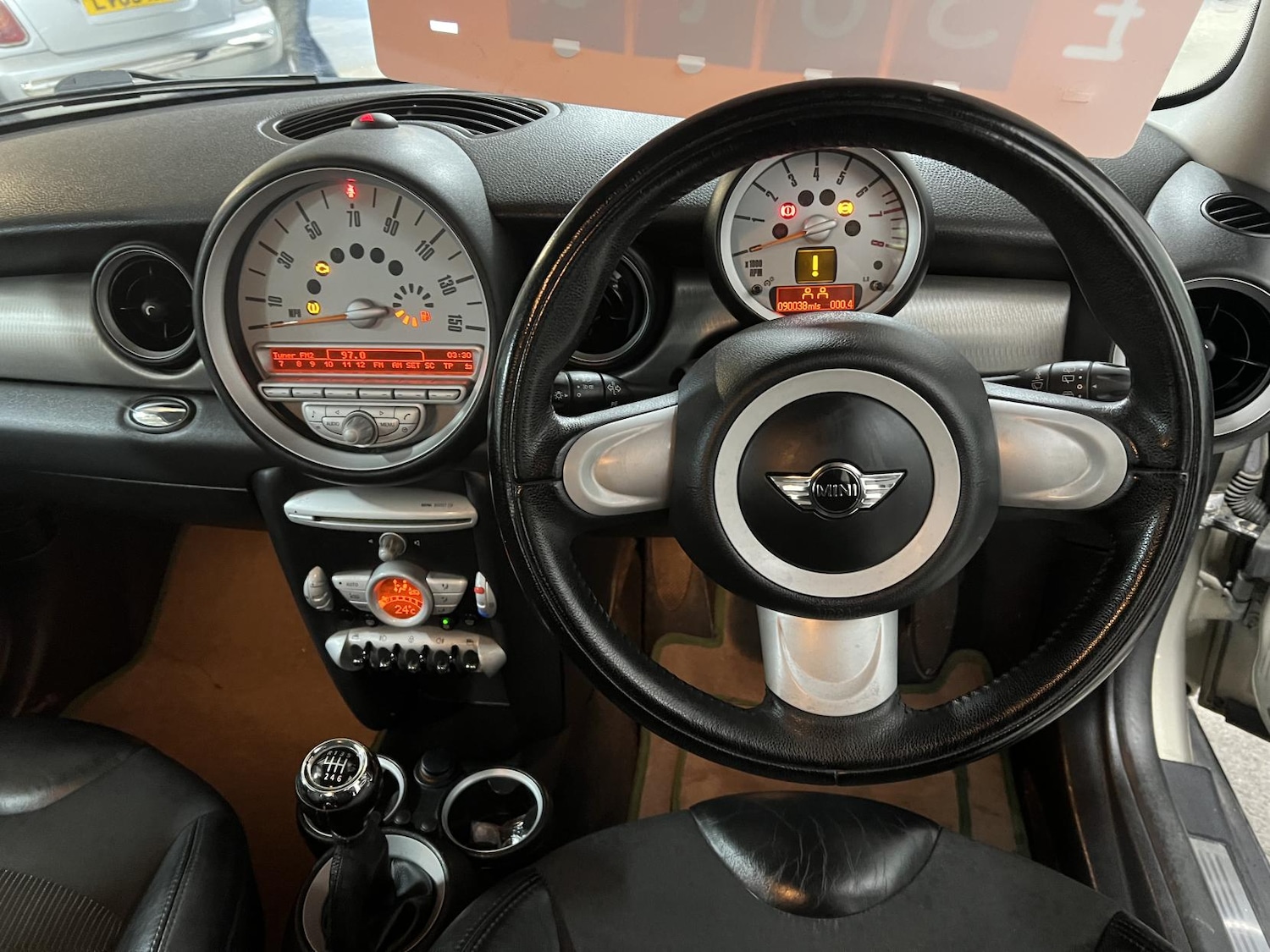 Used MINI Hatch 2006 for sale - 77395402: Photo 8