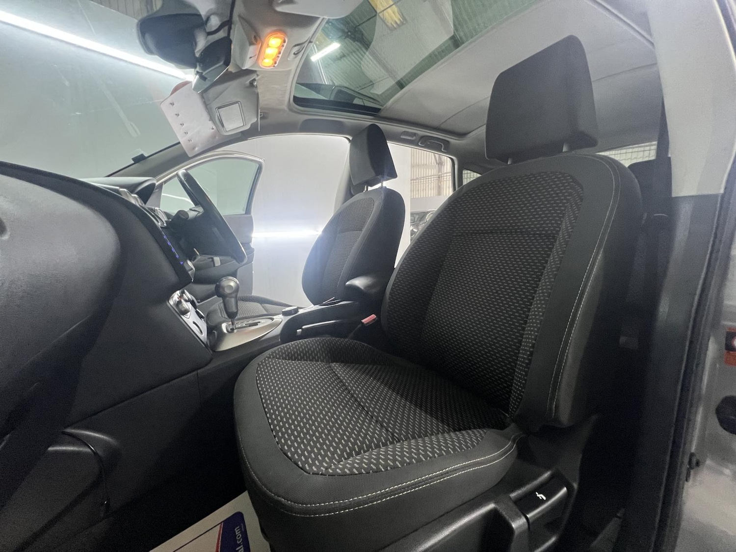 Used Nissan Qashqai 2009 for sale - 77965477: Photo 17