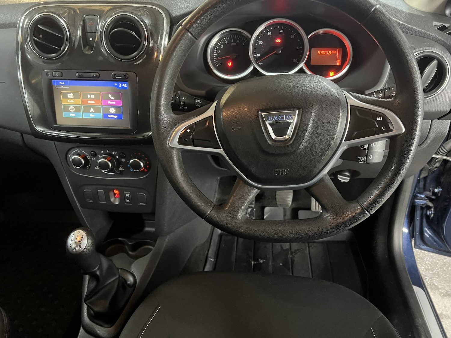 Used Dacia Sandero 2017 for sale - 77312485: Photo 8